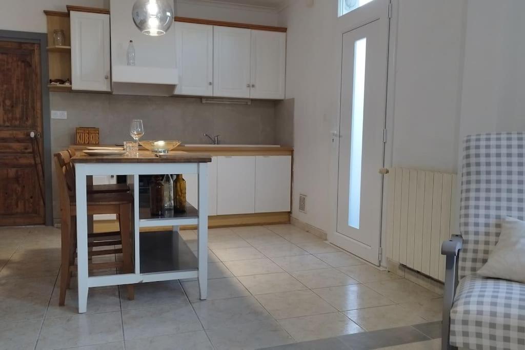 Вілла Charmante Maison T2 De Plein Pied Avec Exterieur Calme Aux Arenes Безьє Екстер'єр фото